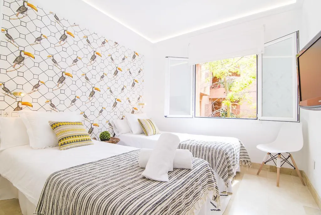 Vacation Marbella L Golden Mile Oasis L Family Friendly L Next To The Beach And Puente Romano L 24-7 Security Διαμέρισμα